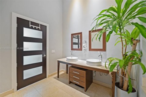 Copropriété à vendre à Miami, Floride: 2 chambres, 139.35 m2 № 1998415 - photo 25