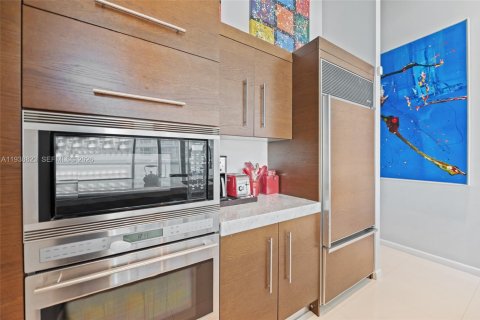Copropriété à vendre à Miami, Floride: 2 chambres, 139.35 m2 № 1998415 - photo 8