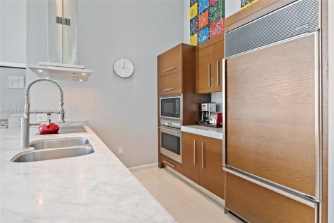 Copropriété à vendre à Miami, Floride: 2 chambres, 139.35 m2 № 1998415 - photo 7