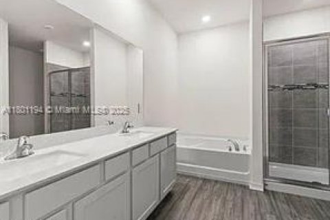 Villa ou maison à louer à Cape Coral, Floride: 4 chambres № 1864405 - photo 6