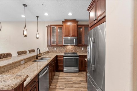 Townhouse in Winter Springs, Florida 3 bedrooms, 133.31 sq.m. № 1578234 - photo 10