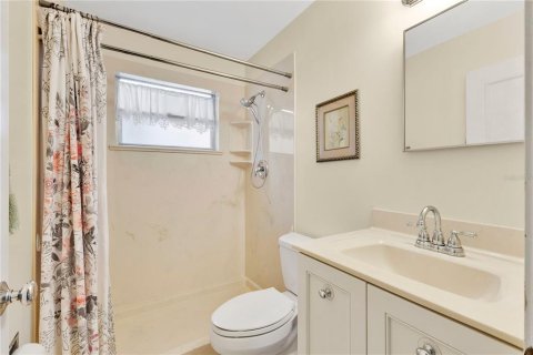 House in Sebastian, Florida 2 bedrooms, 103.96 sq.m. № 2395902 - photo 14