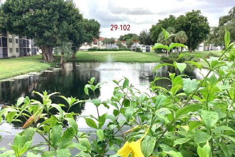 Condominio en venta en Pembroke Pines, Florida, 2 dormitorios, 108.7 m2 № 1333429 - foto 2