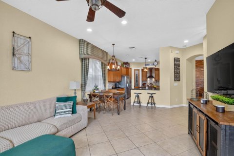 Villa ou maison à vendre à Lake Worth, Floride: 5 chambres, 301.19 m2 № 2399777 - photo 19