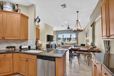 Villa ou maison à vendre à Lake Worth, Floride: 5 chambres, 301.19 m2 № 2399777 - photo 13