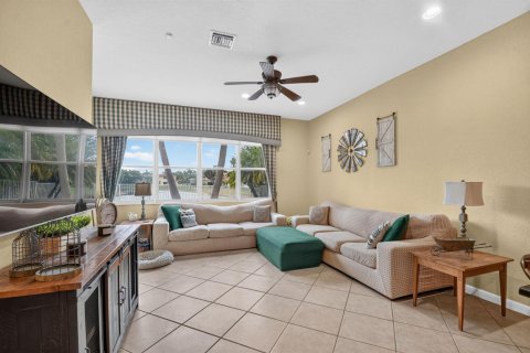 Villa ou maison à vendre à Lake Worth, Floride: 5 chambres, 301.19 m2 № 2399777 - photo 17