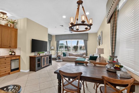 Villa ou maison à vendre à Lake Worth, Floride: 5 chambres, 301.19 m2 № 2399777 - photo 14
