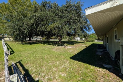 Villa ou maison à louer à Lecanto, Floride: 3 chambres, 161.84 m2 № 2427283 - photo 2