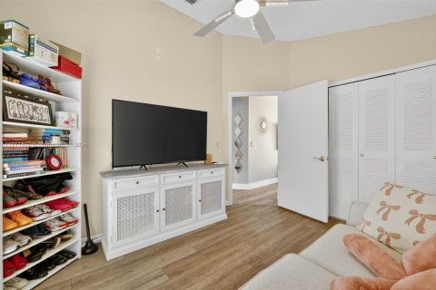 House in Port St. Lucie, Florida 2 bedrooms, 96.34 sq.m. № 1969568 - photo 7