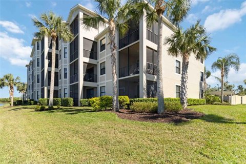 Condo in Bradenton, Florida, 2 bedrooms  № 2364248