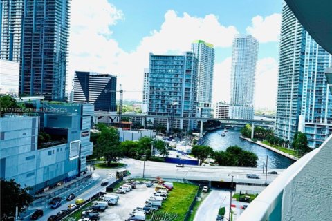 Купить кондоминиум в Майами, Флорида 2 спальни, 130.25м2, № 1966718 - фото 7