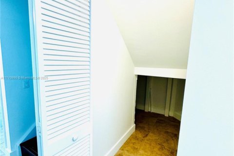 Купить кондоминиум в Майами, Флорида 2 спальни, 130.25м2, № 1966718 - фото 14