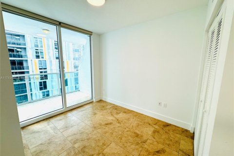 Купить кондоминиум в Майами, Флорида 2 спальни, 130.25м2, № 1966718 - фото 6