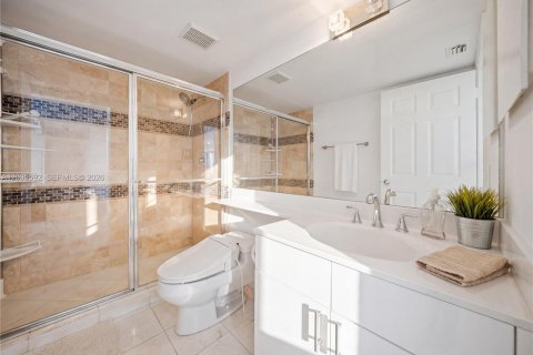 Copropriété à vendre à Aventura, Floride: 2 chambres, 101.36 m2 № 2270796 - photo 20
