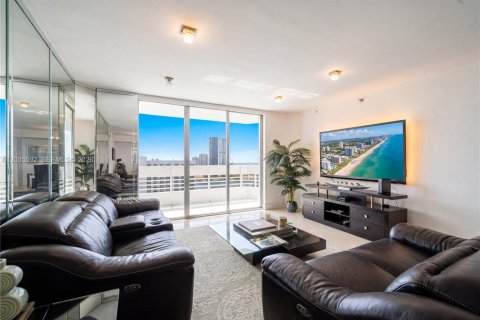 Copropriété à vendre à Aventura, Floride: 2 chambres, 101.36 m2 № 2270796 - photo 2