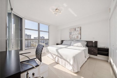 Copropriété à vendre à Aventura, Floride: 2 chambres, 101.36 m2 № 2270796 - photo 16