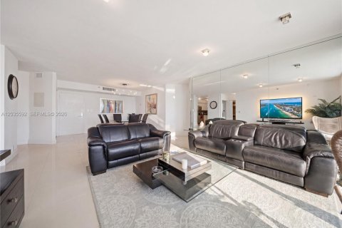Copropriété à vendre à Aventura, Floride: 2 chambres, 101.36 m2 № 2270796 - photo 8
