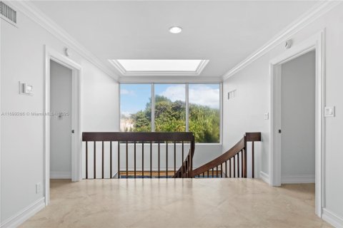 Adosado en alquiler en Hillsboro Beach, Florida, 2 dormitorios, 224.82 m2 № 1959441 - foto 13