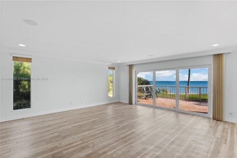 Adosado en alquiler en Hillsboro Beach, Florida, 2 dormitorios, 224.82 m2 № 1959441 - foto 4