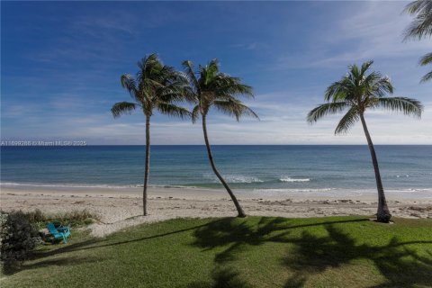 Adosado en alquiler en Hillsboro Beach, Florida, 2 dormitorios, 224.82 m2 № 1959441 - foto 2