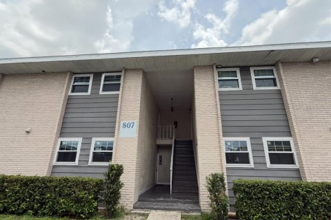Купить кондоминиум в Орландо, Флорида 6 комнат, 109.44м2, № 1910534 - фото 1