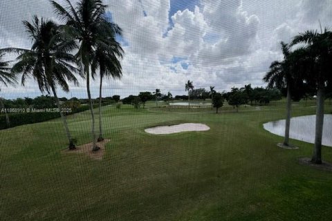 Condominio en venta en Pembroke Pines, Florida, 1 dormitorio, 74.32 m2 № 1979367 - foto 18