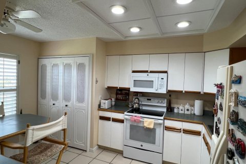 Купить кондоминиум в Дирфилд-Бич, Флорида 1 комната, 99.41м2, № 2253594 - фото 14
