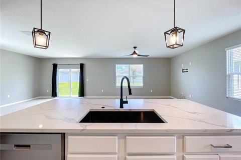 Villa ou maison à vendre à Tavares, Floride: 3 chambres, 213.3 m2 № 1906046 - photo 9