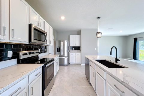 Villa ou maison à vendre à Tavares, Floride: 3 chambres, 213.3 m2 № 1906046 - photo 7