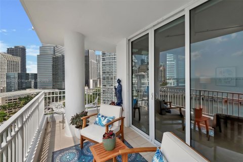 Condo in Miami, Florida, 2 bedrooms  № 1946108 - photo 5