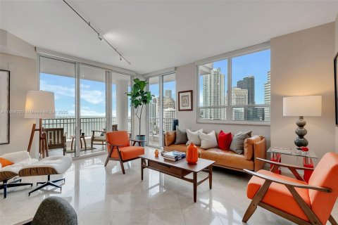 Condo in Miami, Florida, 2 bedrooms  № 1946108 - photo 11