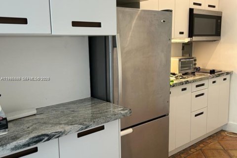 Copropriété à louer à Miami, Floride: 33.44 m2 № 2048219 - photo 5