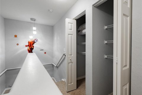 Снять в аренду таунхаус в Киссимми, Флорида 8 комнат, 136.57м2, № 1644687 - фото 24