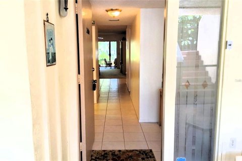 Condominio en venta en Bradenton, Florida, 2 dormitorios, 122.07 m2 № 2212839 - foto 7