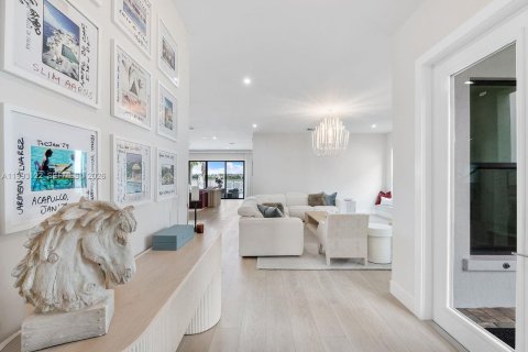 Villa ou maison à vendre à Palm Beach Gardens, Floride: 5 chambres, 393.72 m2 № 2064648 - photo 8