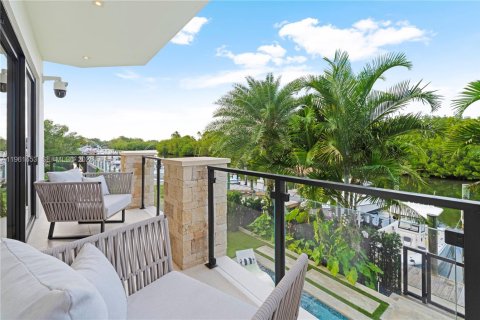 Villa ou maison à vendre à Palmetto Bay, Floride: 3 chambres, 292.64 m2 № 2024716 - photo 29