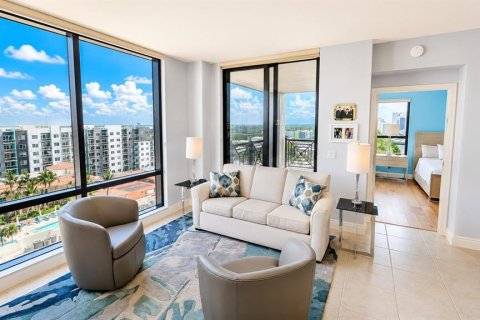 Condo in Sarasota, Florida, 2 bedrooms  № 2236674 - photo 12