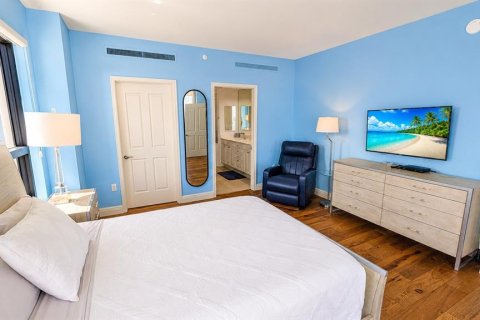 Condo in Sarasota, Florida, 2 bedrooms  № 2236674 - photo 17