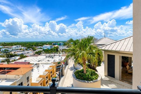 Condo in Sarasota, Florida, 2 bedrooms  № 2236674 - photo 21