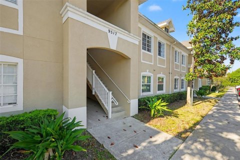 Condominio en venta en Riverview, Florida, 3 dormitorios, 106.93 m2 № 2142496 - foto 2