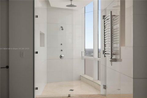 Condominio en venta en Sunny Isles Beach, Florida, 5 dormitorios, 532.05 m2 № 1970703 - foto 27