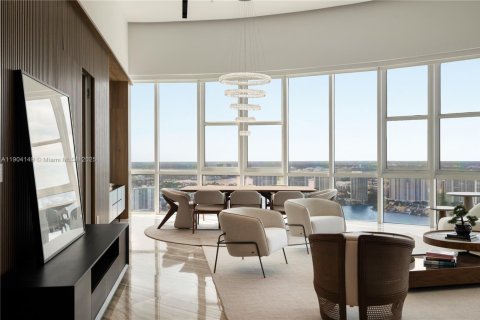 Condominio en venta en Sunny Isles Beach, Florida, 5 dormitorios, 532.05 m2 № 1970703 - foto 12