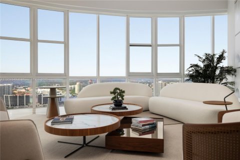 Condominio en venta en Sunny Isles Beach, Florida, 5 dormitorios, 532.05 m2 № 1970703 - foto 8