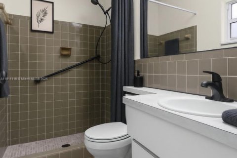 Villa ou maison à vendre à Tamarac, Floride: 2 chambres, 157.93 m2 № 1968069 - photo 16