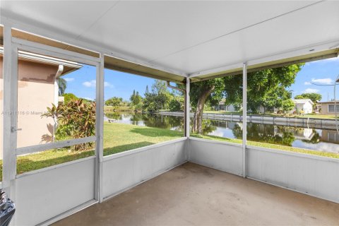 Villa ou maison à vendre à Tamarac, Floride: 2 chambres, 157.93 m2 № 1968069 - photo 26