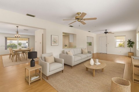 Villa ou maison à vendre à Tamarac, Floride: 2 chambres, 157.93 m2 № 1968069 - photo 8