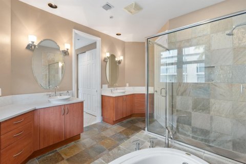 Townhouse in Wilton Manors, Florida 2 bedrooms, 174.93 sq.m. № 2083575 - photo 27