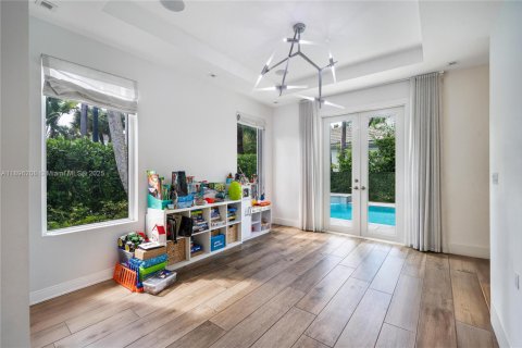 House in Aventura, Florida 3 bedrooms, 275.92 sq.m. № 2013053 - photo 17