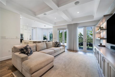 House in Aventura, Florida 3 bedrooms, 275.92 sq.m. № 2013053 - photo 11