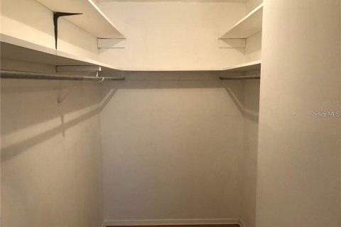 Condominio en alquiler en Tampa, Florida, 2 dormitorios, 90.58 m2 № 1811023 - foto 11